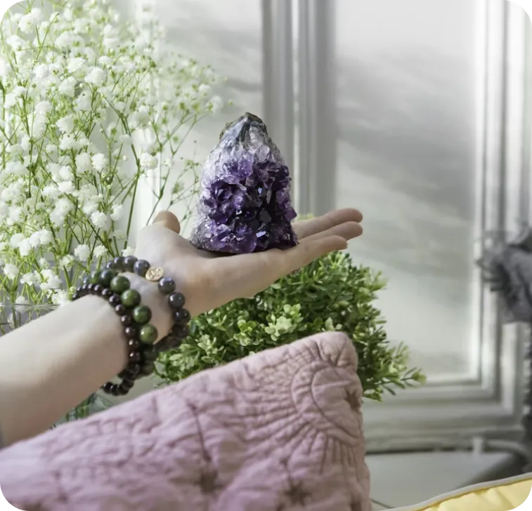 best crystal healing therapy in India